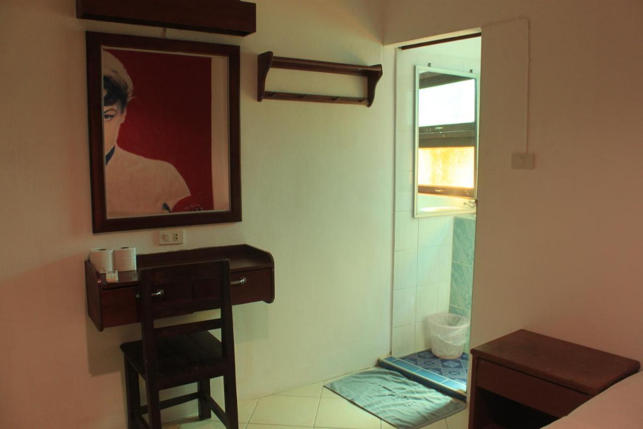 Baan Talay Guesthouse Haad Rin Exterior foto
